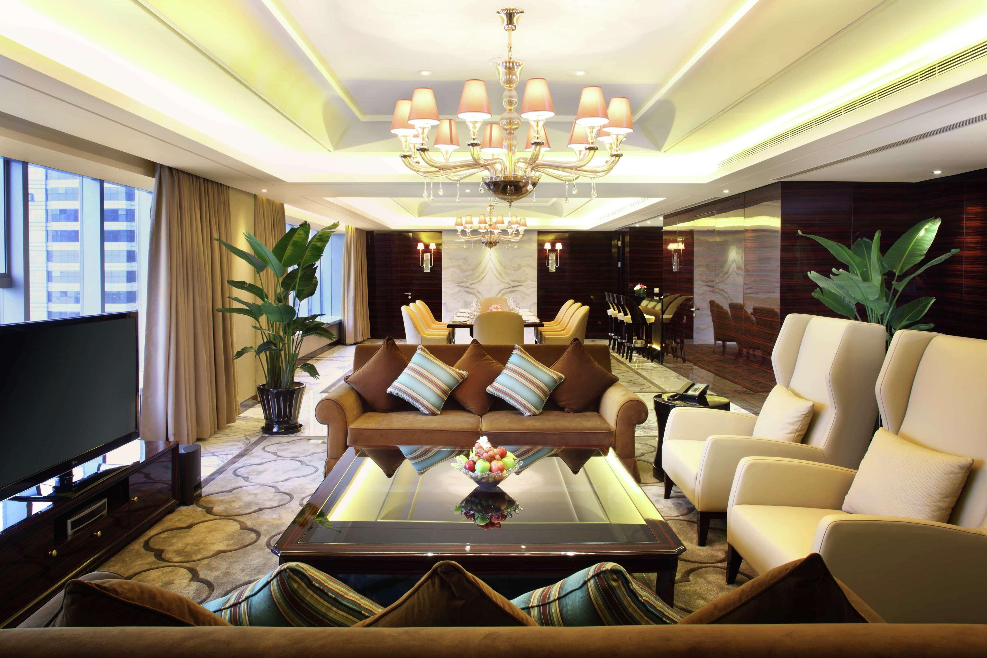 Hilton Shanghai Hongqiao Exterior photo